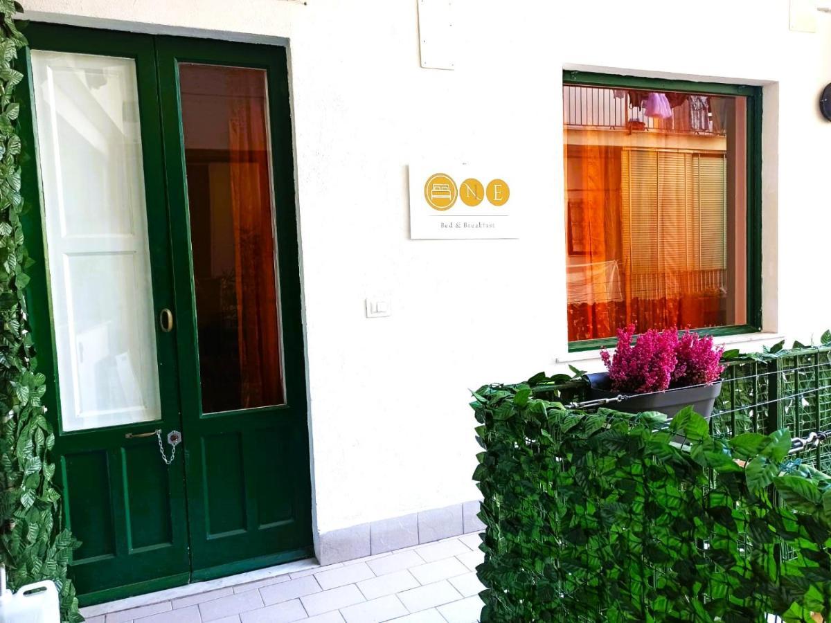 B&B One CTA Exteriör bild